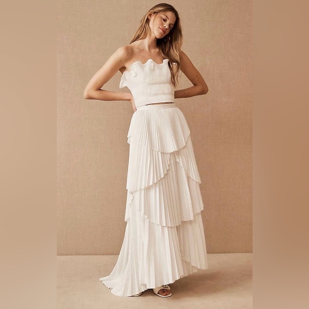 AMUR White Strapless Top